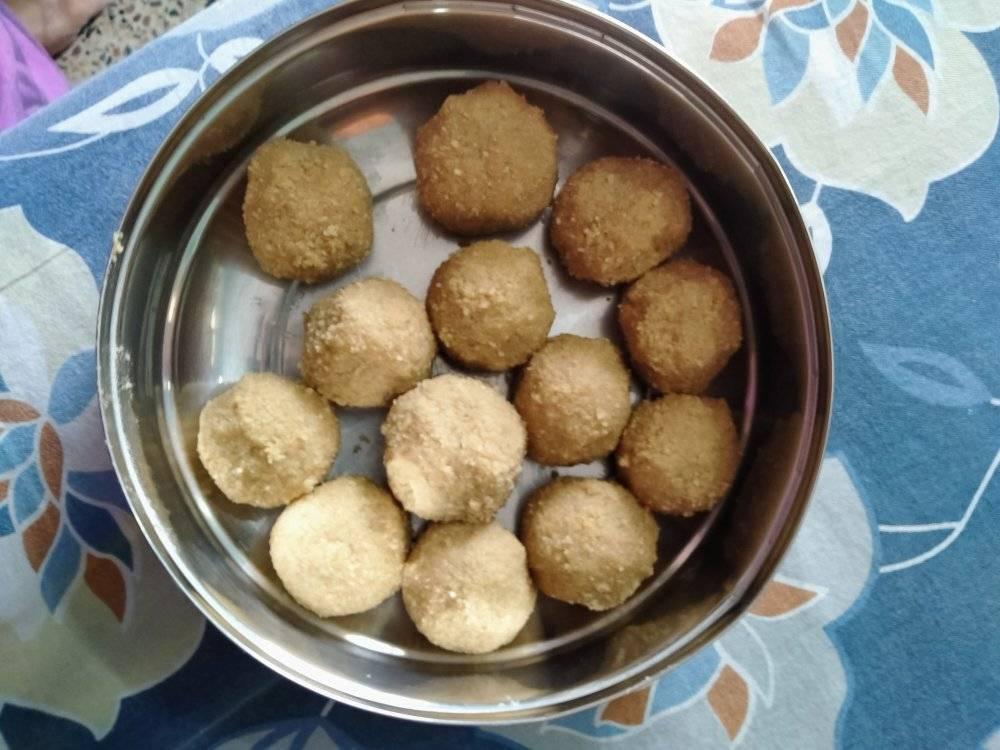 atta laddoo recipe